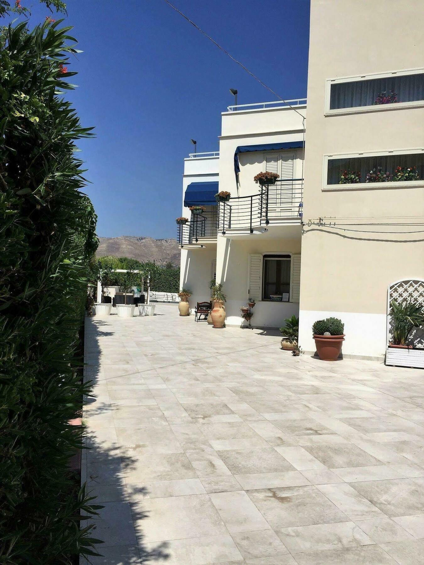 Marricriu Camere Avola Exterior photo